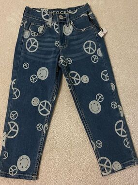 JUSTICE Stranger Things mini mom jeans-kids size 6 NWT